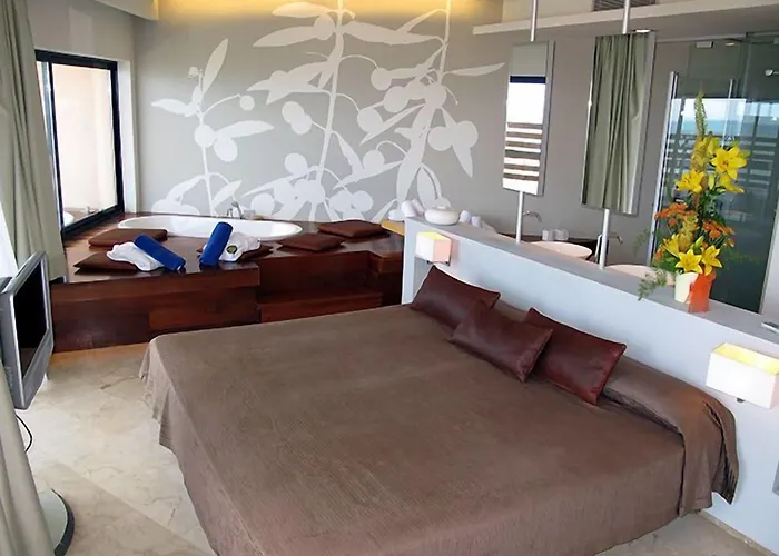 فندق Ohtels Les Oliveres 4*