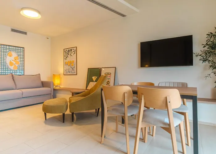 Ohtels Les Oliveres فندق